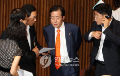 진두지휘하는 홍준표