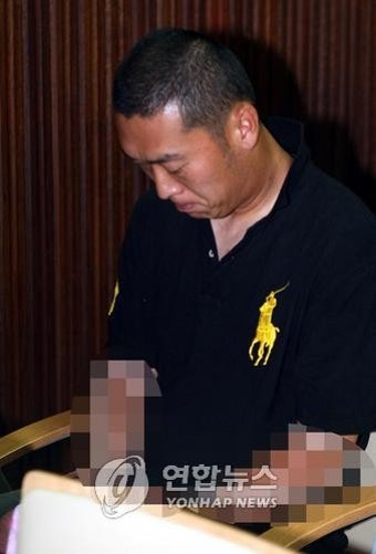 경찰관.경비원 폭행혐의 정수근 영장심사