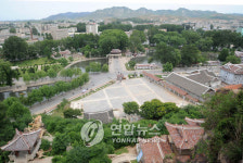北 사리원 민속거리 전경