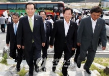 충주첨단지방산업단지 방문한 민주당 지도부