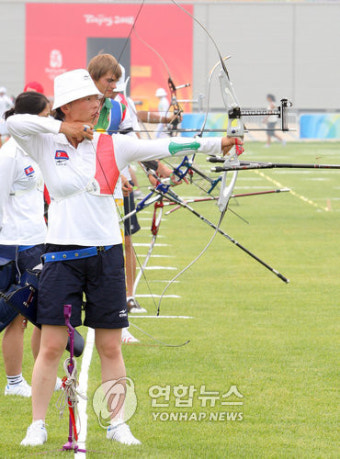 <올림픽> 북한 양궁팀 훈련