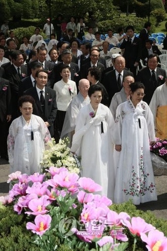 고 육영수 여사 34주기 추모제
