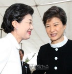 (주)근영미디어 | 박근혜 전 대표와 근영씨