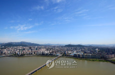 고개를 들어 하늘을 보라!