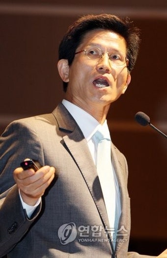 수도권 규제개혁 외치는 김문수 지사