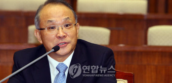 법관의 도덕성 문제에 관한 답변하는 양창수 대법관 후보자
