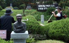 남양주 모란공원 민주열사 묘 벌초