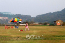 골프연습장 둔갑한 하천부지