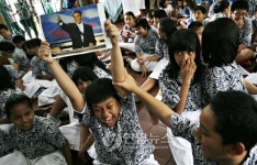 <오바마 당선> 오바마 다녔던 印尼 초등학교도 열광