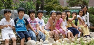 연거푸 장관상 수상한 주 목련초교 2-4반 아이들