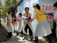 그랜드코리아레저, `사랑의 연탄 & 쌀 배달 행사 실시