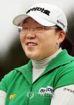 미소짓는 골프지존 신지애