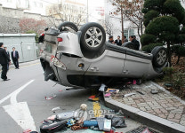 성남시청 3층 주차장서 승용차 추락