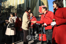 김형오 국회의장 구세군 봉사