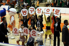 농구장으로 오세요