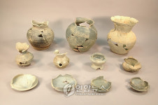 구릉 잘라 만든 백제고분 첫 확인