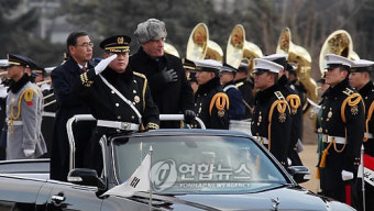 사열하는 한-이라크 국방장관