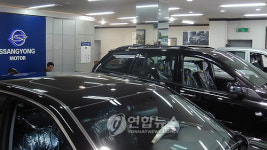 쌍용차 판매대리점도 공장만큼 썰렁