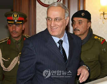카데르 이라크 국방장관