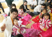 김용만, 복주머니 아이들과 함께