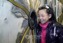 작품에서 음악이 나와요