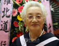 73세 여고 졸업생 이춘승 할머니