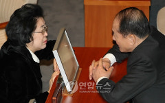 한나라당 지도부 대화