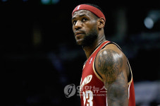 -NBA- 제임스 55득점 폭발..3연승 견인