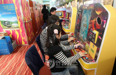 기차타고 여행하며 게임즐겨요