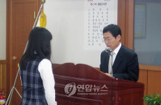 모든 졸업생에게 장학금 지급
