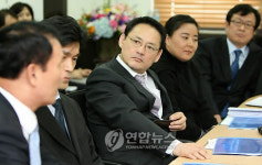 콘텐츠산업 발전 간담회 참석 유인촌 장관