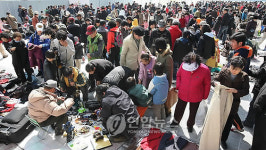 인산인해 뚝섬 벼룩시장