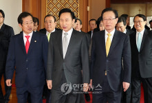 이 대통령 한나라당 주요 당직자 오찬 회동