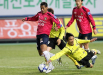 전남 이준기 쏘면 안돼