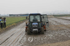 익산서 벼 직파 시연