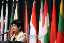 전재희 장관, 약품 리베이트 기준 7월까지 마련