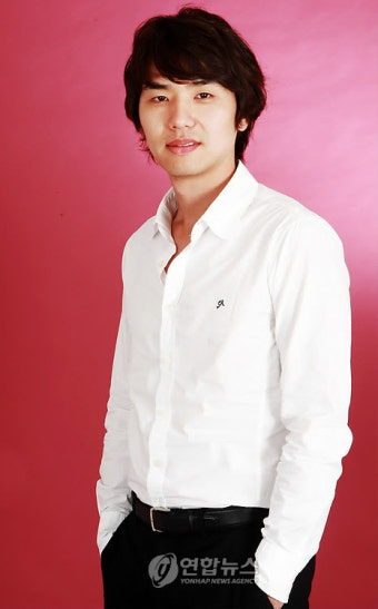 배우 김태훈