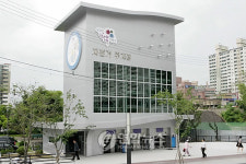 의정부 회룡역에 자전거 주차타워 건립