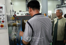 노벨평화상 유누스 사회적기업은 희망의 씨앗