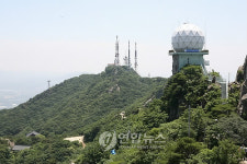 관악산 정상 레이더 기상관측소 개방