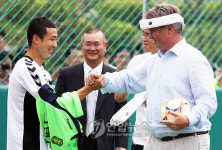 태욱아 오랜만이다