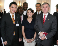 獨아이스하키 스타 현종범 씨 방한