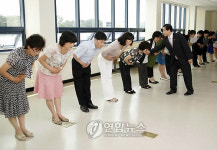 친절 교육받는 강릉시 주문진보건출장소 직원들