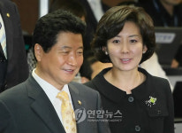 안상수원내대표 고민중?