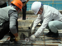 이영희 장관 아파트 건설현장 체험