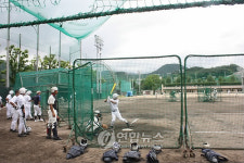 첫승 노리며 맹연습 中