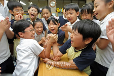 초등학교 개학, 이겨라!