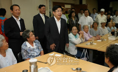 대청종합사회복지관 방문한 맹정주 구청장