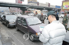 시내버스가 차로ㆍ주차위반 단속한다