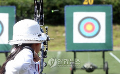 엑스 텐을 향해